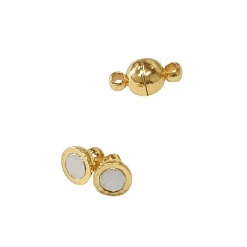 Gold tone magnetic clasp image 0